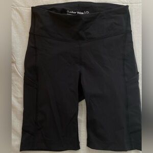 OUTDOOR VOICES// Biker Shorts